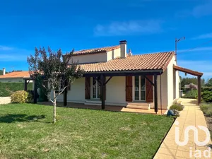 Maison à Saint-Romain-la-Virvée (33240)