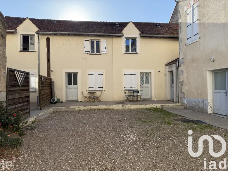 Immeuble 2 pièces 783 m² · à Châtillon-sur-Loire · 783 m² · 682 500 €