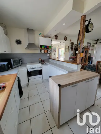 House in Condé-en-Brie (02330)