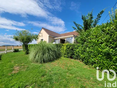 House at Le Breuil (51210)