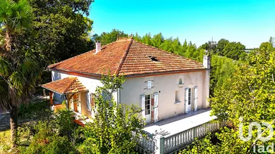 Domain at  Saint-Nazaire-de-Valentane (82190)