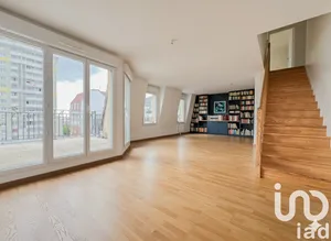 Duplex at Romainville (93230)