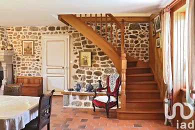 Maison à Mérinchal (23420)