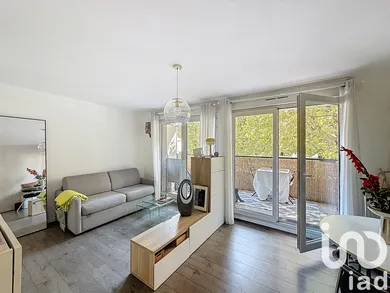 Apartment at Rosny-sous-Bois (93110)