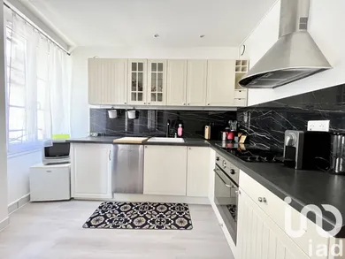 Apartment in Antony (92160)