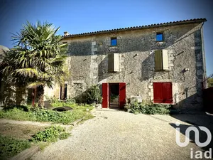 Maison à Celles-sur-Belle (79370)