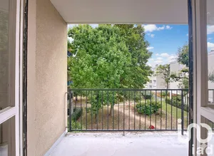 Apartment at Évry (91000)