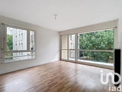 Appartement à Évry (91000)