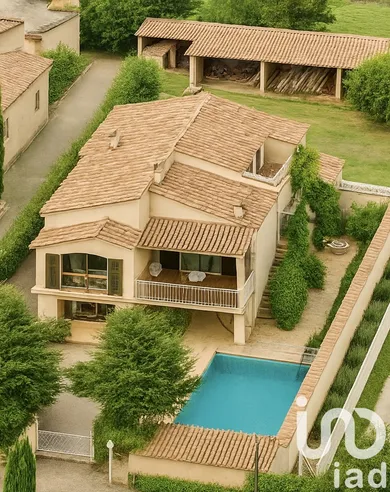 Traditional house at Saint-Cyr-sur-Mer (83270)