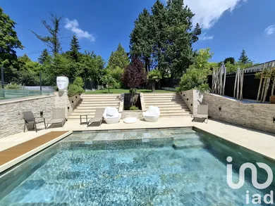 Architectural house at Villevaudé (77410)