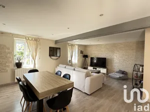 Maison de ville à Saint-Vallier (71230)