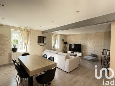 Townhouse at Saint-Vallier (71230)