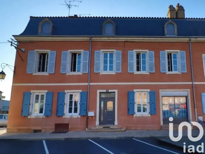 Appartement 4 pièces 123 m² · à Pont-de-Vaux · 123 m² · 135 000 €
