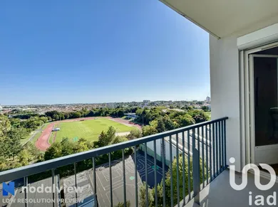 Apartment in La Rochelle (17000)