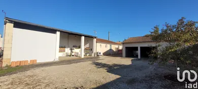 Detached house at Thouars (79100)