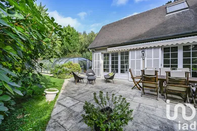 House at La Celle-Saint-Cloud (78170)