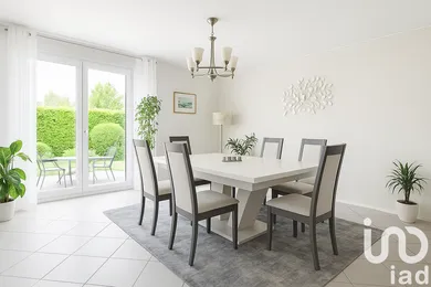 Duplex at Villeneuve-d'Ascq (59650)