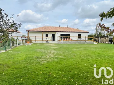 House in Lys-Haut-Layon (49310)