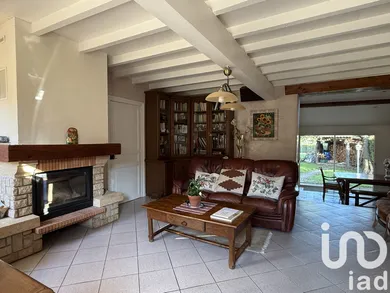 House at Flourens (31130)