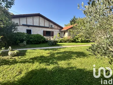 Traditional house at Bordeaux (33100)