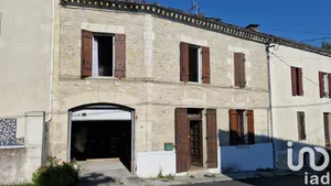 Village house in Gensac (33890)