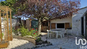 Maison de village à Gensac (33890)