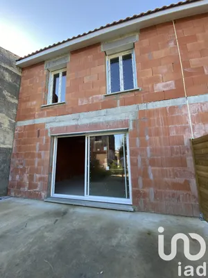 Townhouse in Eysines (33320)