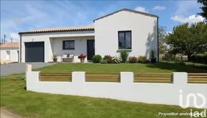 Maison de ville à Saint-Sulpice-d'Arnoult (17250)