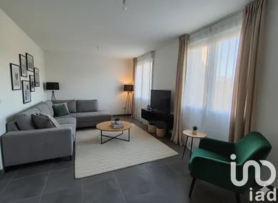 Apartment in Angers (49100)