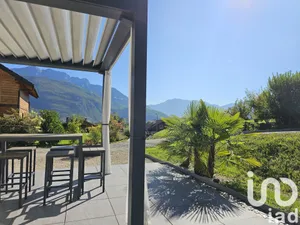 Maison traditionnelle à Doussard (74210)