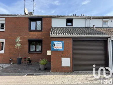 House at Neuville-en-Ferrain (59960)