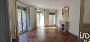 Apartment at Paris (75011)
