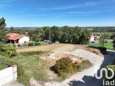 Land in Bruguières (31150)