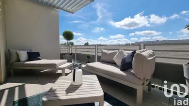 Apartment in Pézenas (34120)