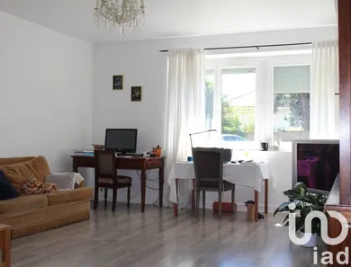 Apartment in Créteil (94000)