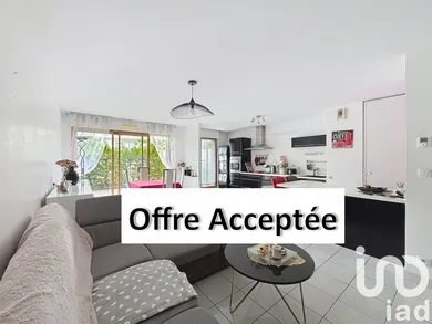 Apartment at Saint-Sébastien-sur-Loire (44230)