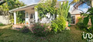 Architectural house at Le Tampon (97430)