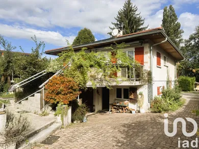 Traditional house at Viry (74580)