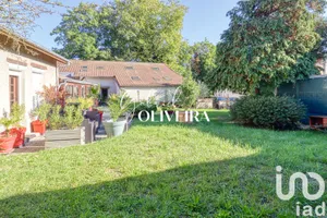 Immeuble à Montmorency (95160)