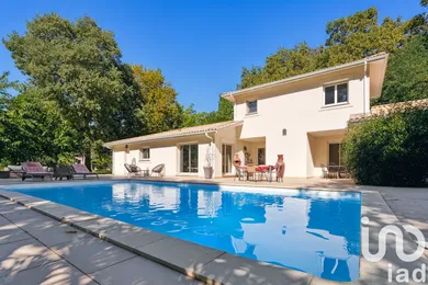 Maison à Villenave-d'Ornon (33140)