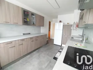Appartement à Roissy-en-Brie (77680)