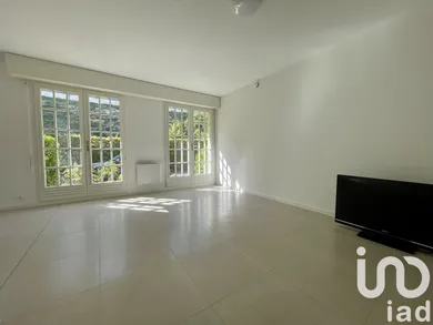 Apartment at Le Pecq (78230)