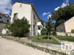 Building in Carrières-sous-Poissy (78955)