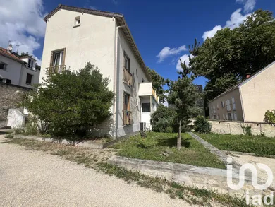 Building in Carrières-sous-Poissy (78955)