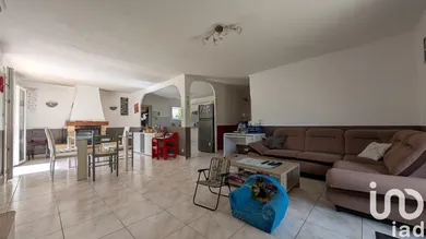 Maison à Saint-Savin (33920)