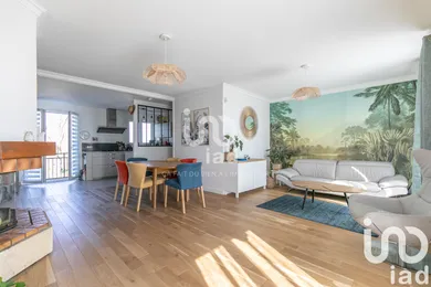 House at Rosny-sous-Bois (93110)