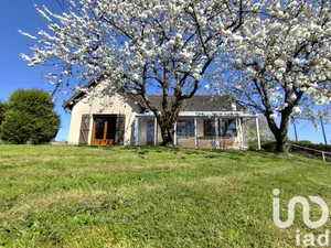 House at Chambois (27240)