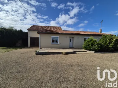 Maison à Val en Vignes (79290)