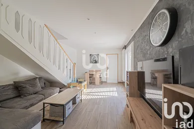 House at Thieux (77230)