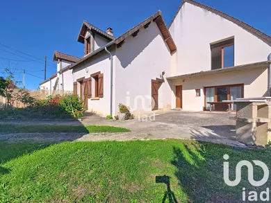 Maison de campagne à Plou (18290)
